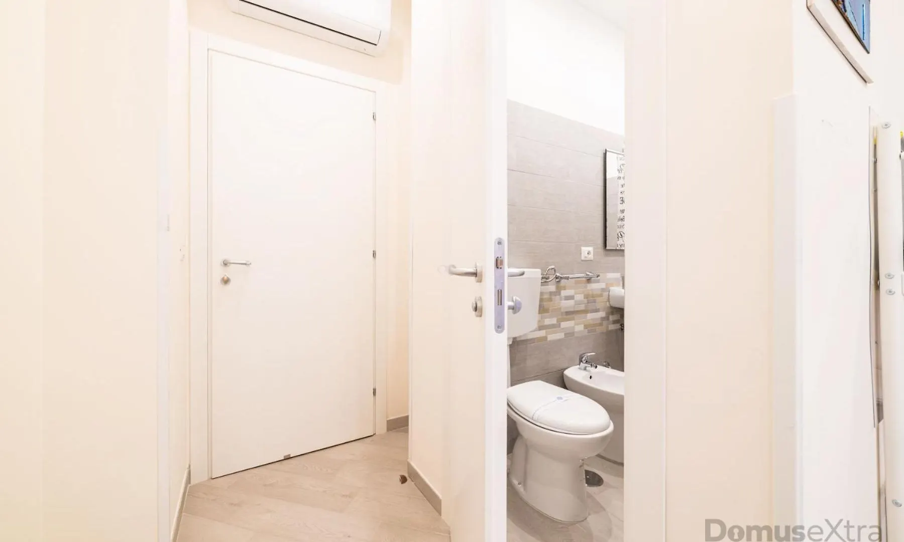 Dimora Sergente Maggiore By Domusextra Naples Apartment