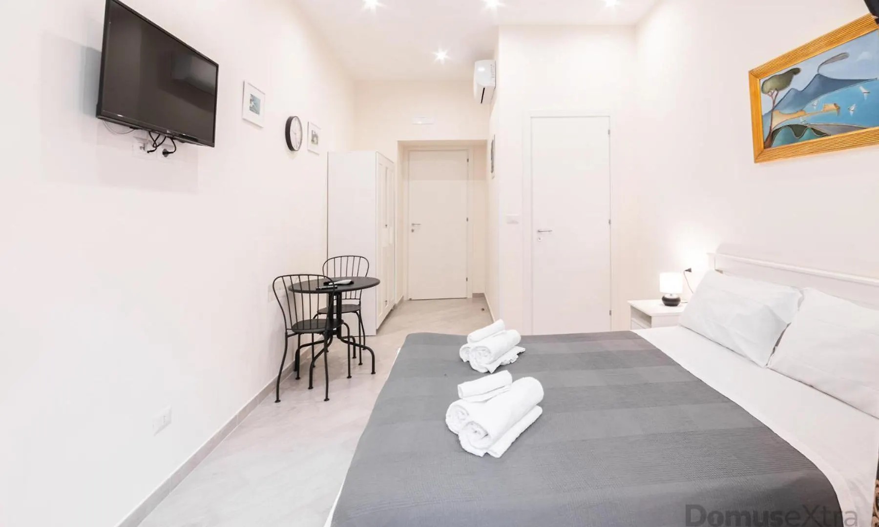 Apartamento Dimora Sergente Maggiore By Domusextra Nápoles