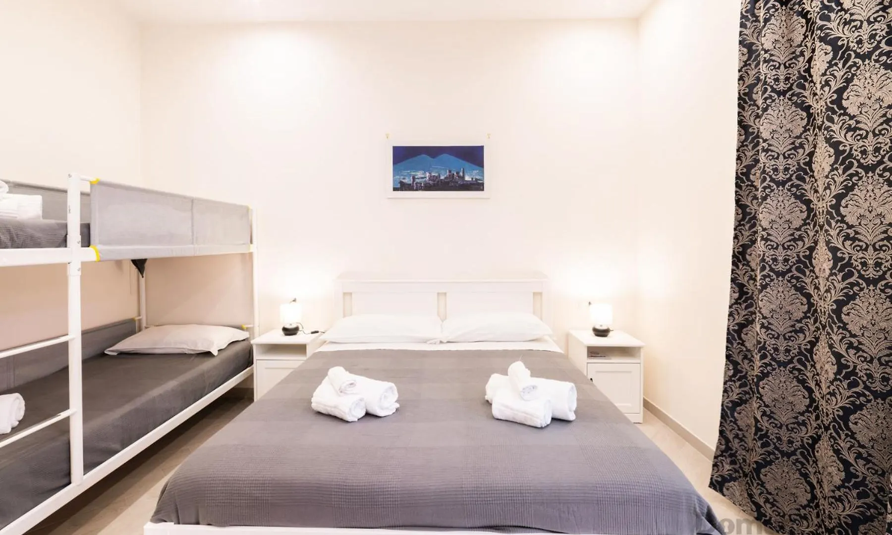 Apartamento Dimora Sergente Maggiore By Domusextra Nápoles